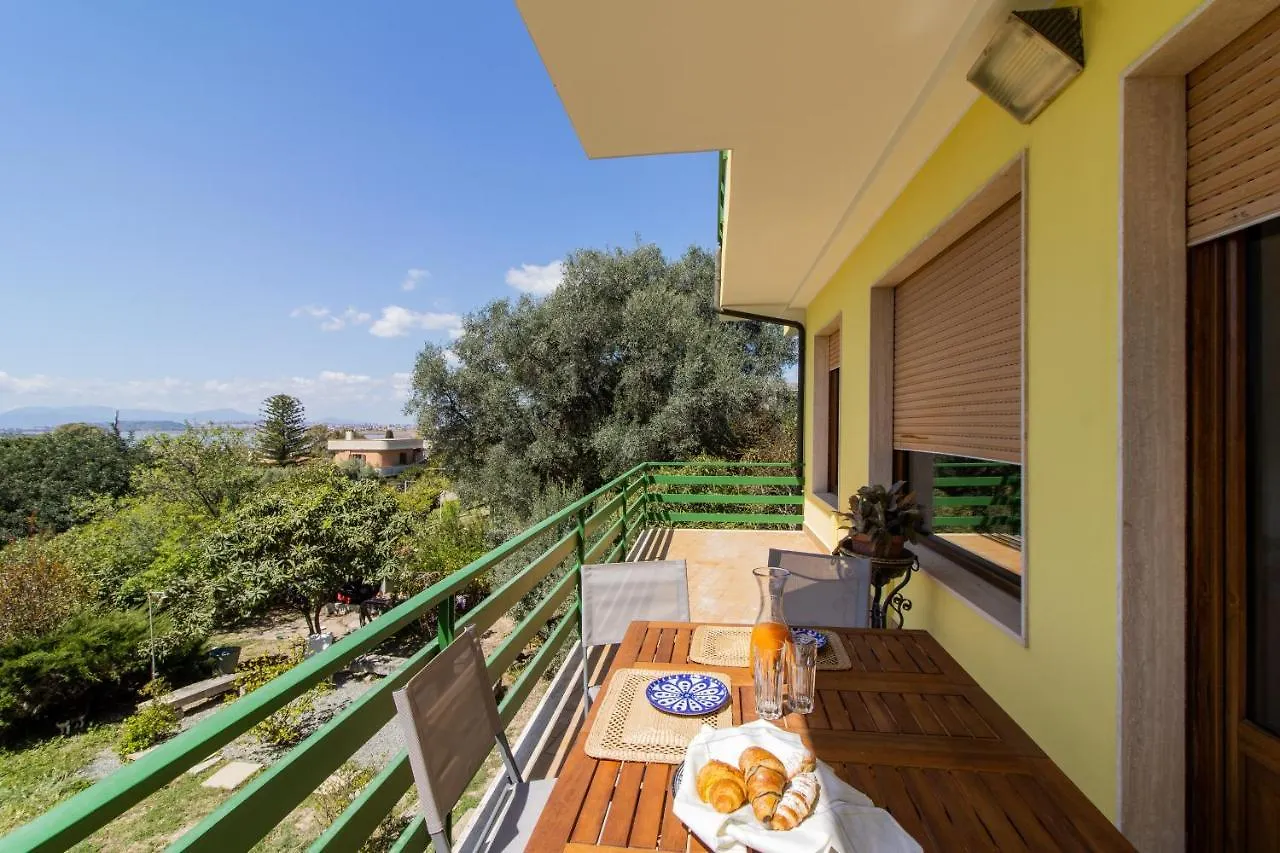 Casa Masina, Appartamento A 500 Mt Dal Mare Su Forti 0*,  Italy